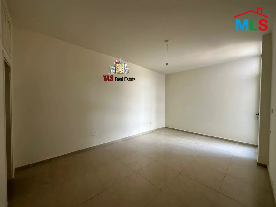 Bsalim 170m2 | 170m2 Garden | Prime Location | Good Condition