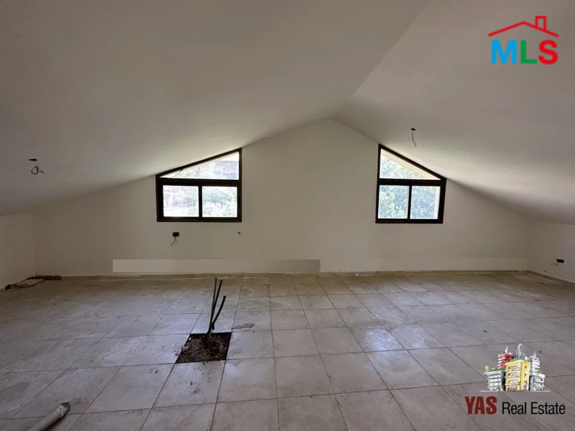 Jeita 340m2 | Duplex | Panoramic View | Luxurious | Catch | Private St