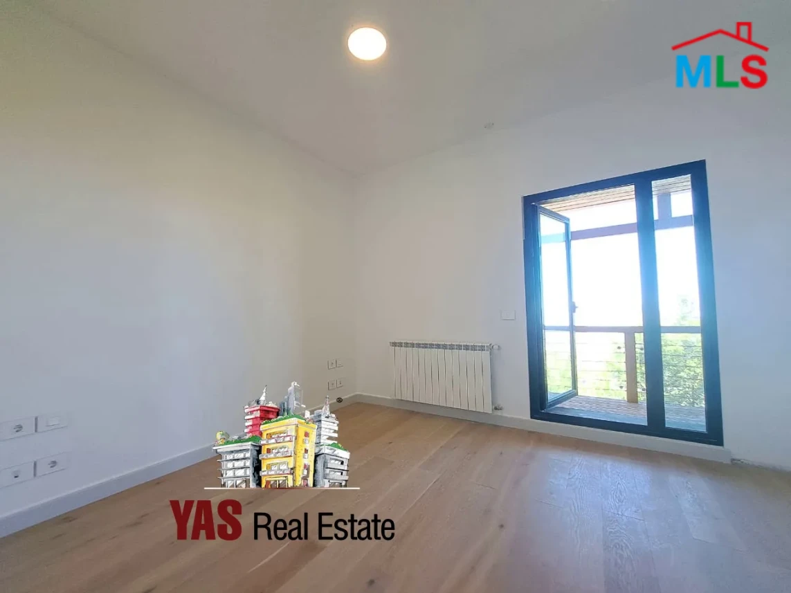 Tilal Faqra 230m2 + 250m2 Garden | High-End Chalet | Brand New | View