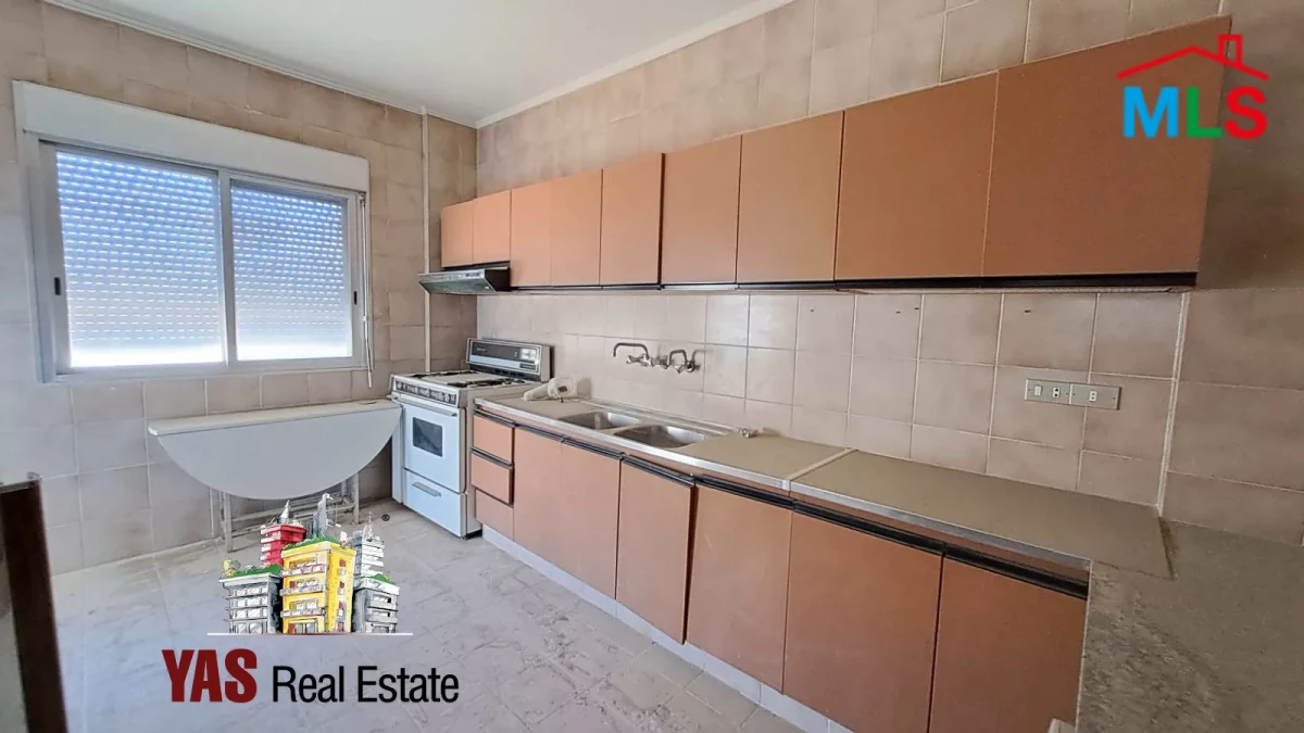Ballouneh 245m2 | Super Prime Location | Well Maintained | Open View