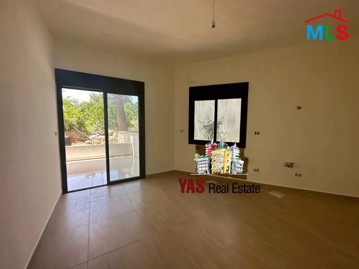 Ajaltoun 140m2 + 50m2 Garden | Lease To Own | Private Street | Catch