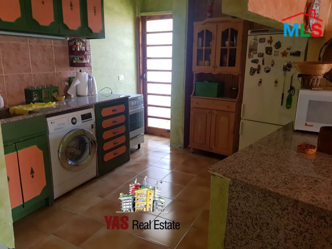 Feytroun | Satellity | 120m2 | Luxury Chalet | Private Street | View