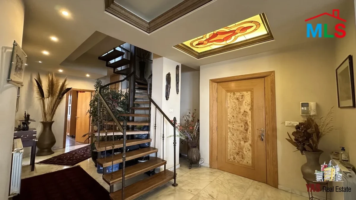 Ballouneh 420m2 | Duplex | Designer’s Signature | Prime | Killer View