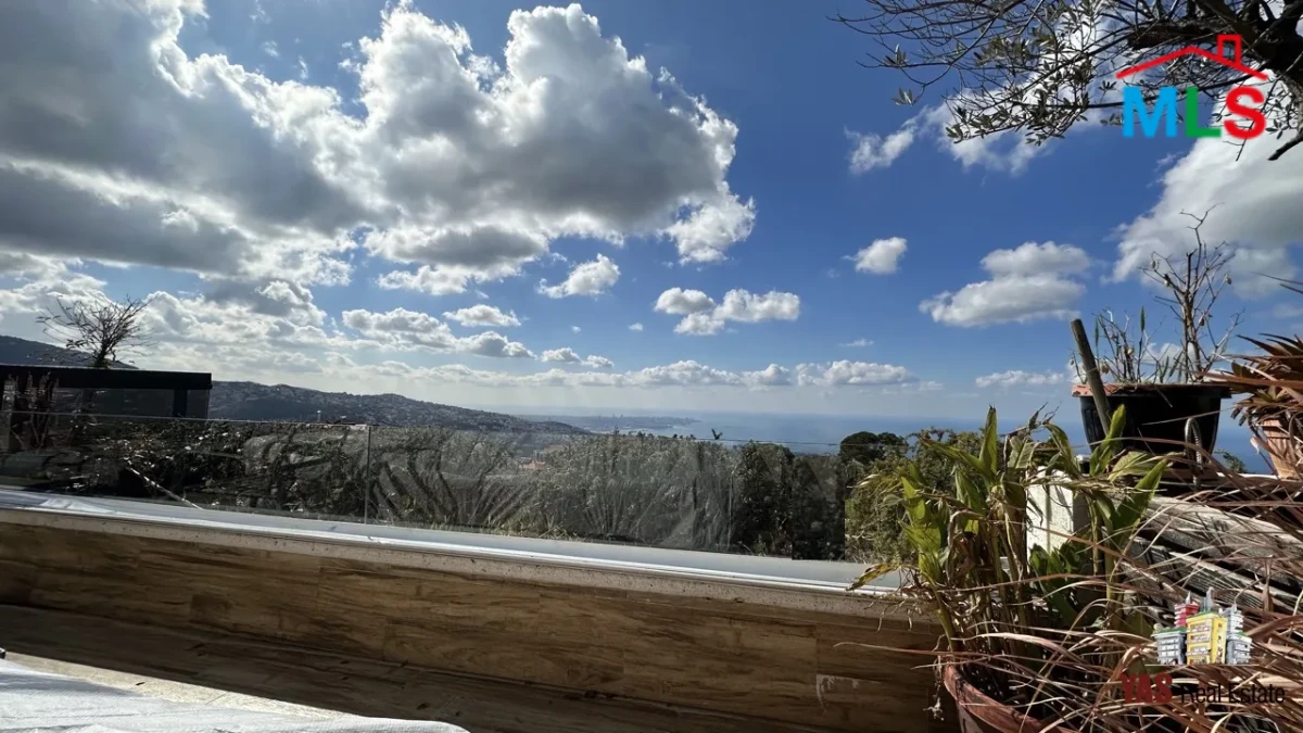 Ballouneh 420m2 | Duplex | Designer’s Signature | Prime | Killer View