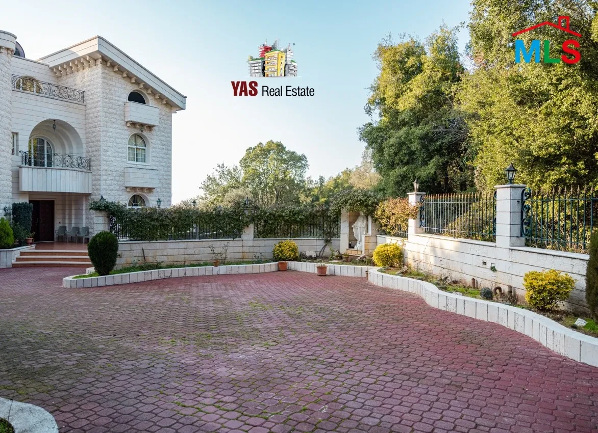 Ajaltoun 1000m2 Villa | 1000m2 Garden | Super Luxurious | Panoramic View | Unique