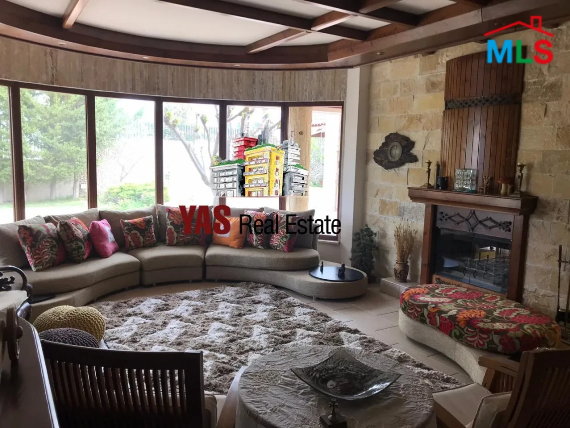 Feytroun 400m2 Villa | 1550m2 Land | High-End | Swimming Pool | Catch
