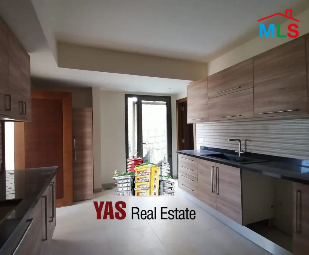 Ballouneh 250m2 | 180m2 Garden | High-End | View | Prime | Cash