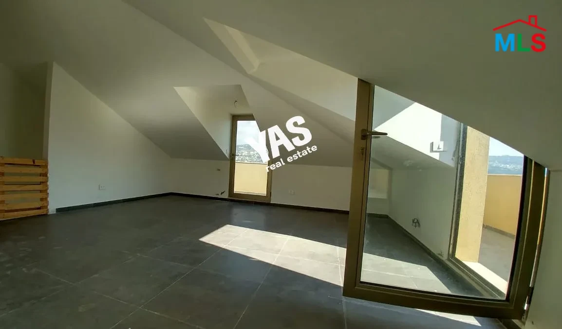 Ajaltoun 210m2 duplex | 40m2 Terrace | New | High-End