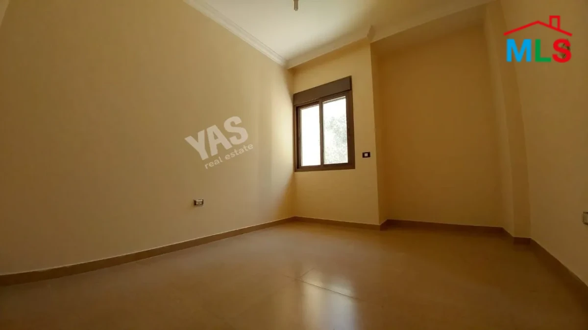Ballouneh 180m|200m garden|New|Mountain view|Luxury