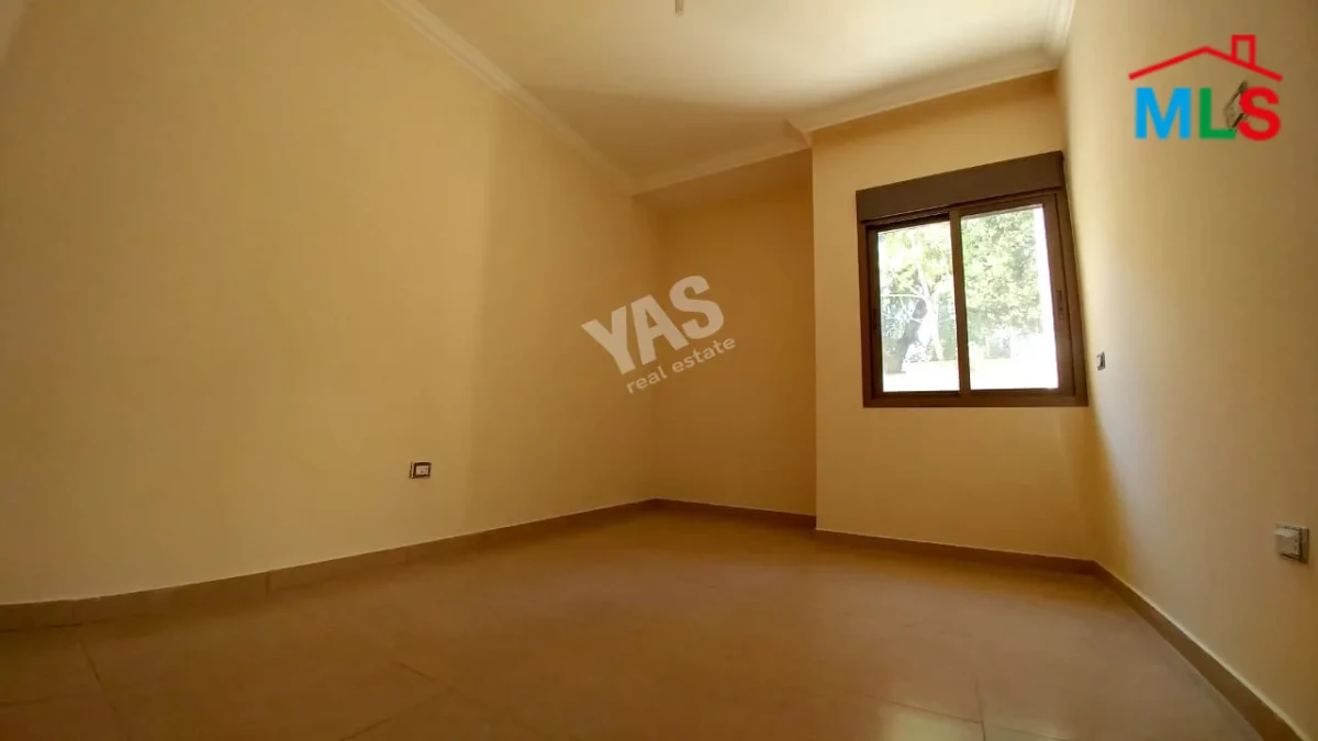 Ballouneh 180m|200m garden|New|Mountain view|Luxury