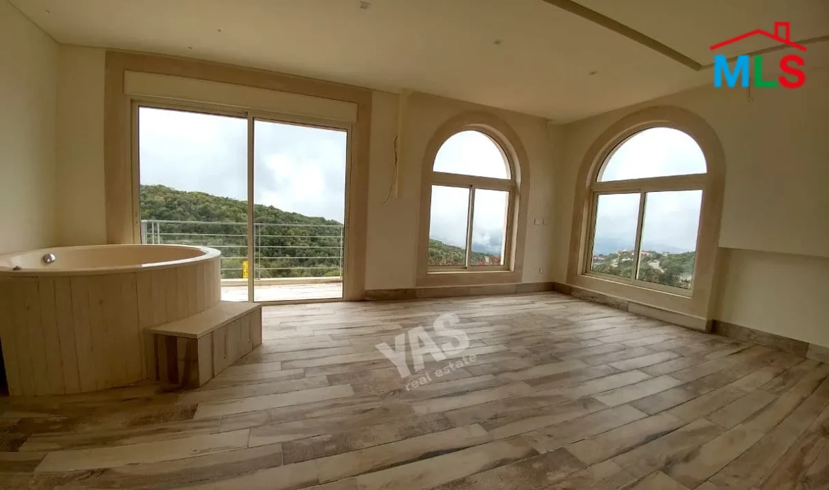 AJALTOUN 400M2 VILLA | 400M2 GARDEN | NEW | UNIQUE PROPERTY