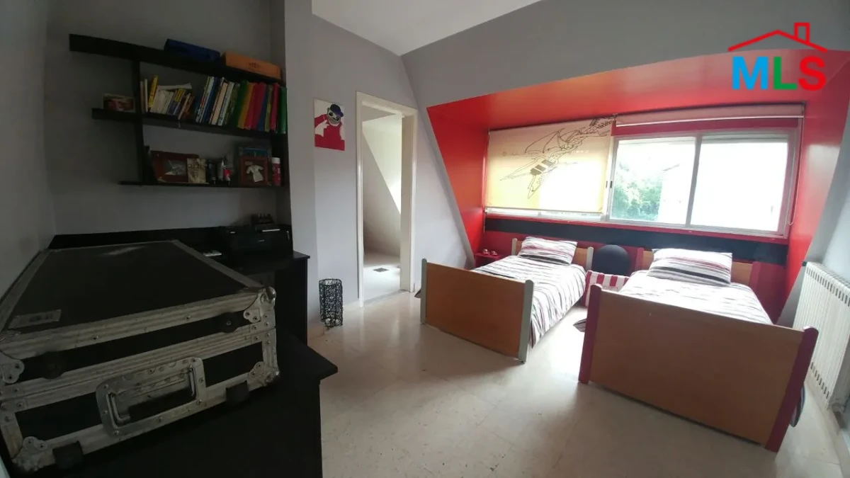 BALLOUNEH 360M2 – UPGRADED – UNIQUE PROPERTY – PRIVATE STREET –