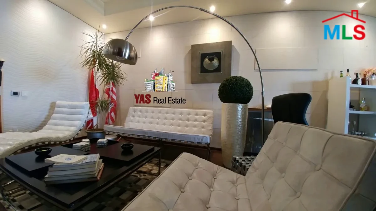 BALLOUNEH 330M2 – DESIGNER’S SIGNATURE – Fully FURNISHED – PANORAMIC VIEW -