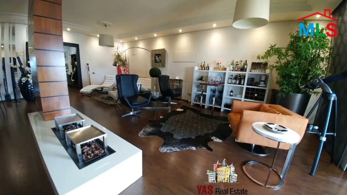 BALLOUNEH 330M2 – DESIGNER’S SIGNATURE – Fully FURNISHED – PANORAMIC VIEW -