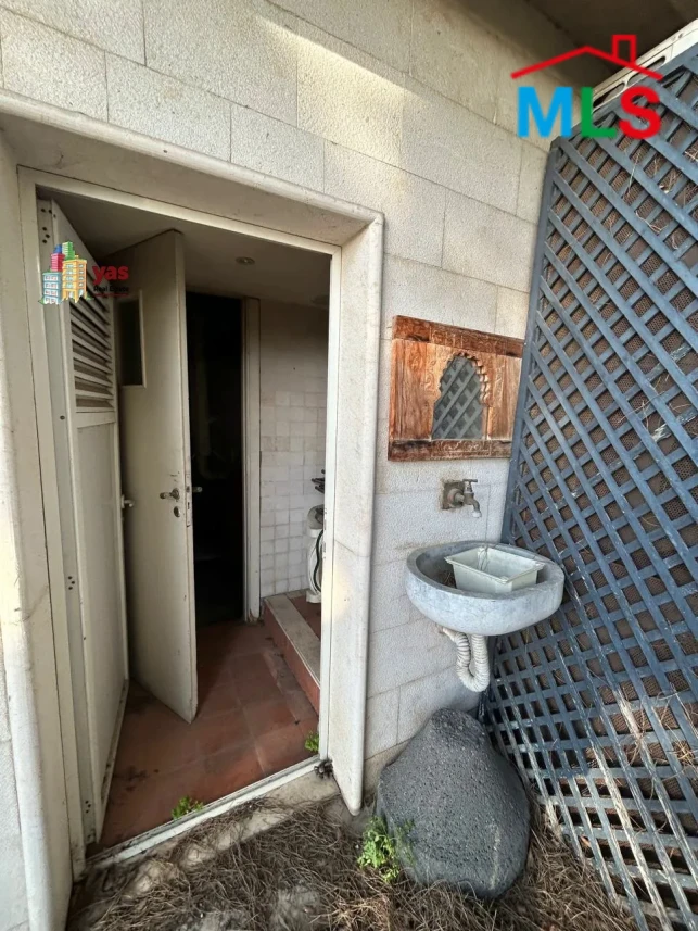 Rabieh 490m2 | Terrace/Garden | Private Pool | Villa | View | JB