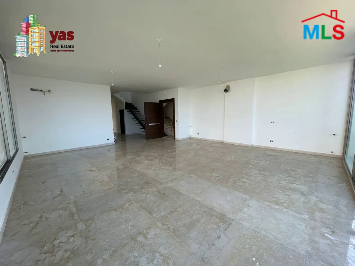 Dahr El Souwan 360m2 | 60m2 Garden | Private Entrance | View | TCH