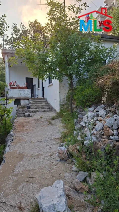 Achkout 820m2 | Standalone House | Private Gardens | Calm Area | TW/DA