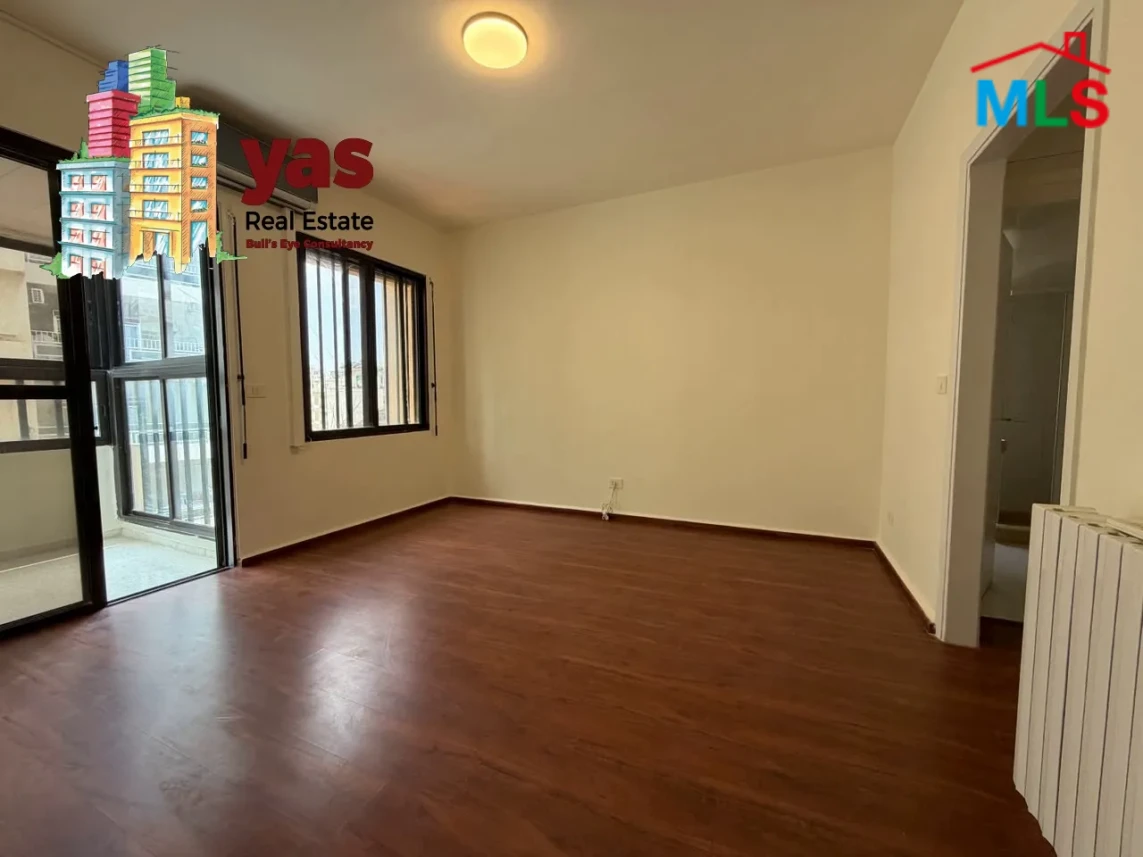 Haret Sakher 260m2 | Well Maintained | City View | Standard | EH