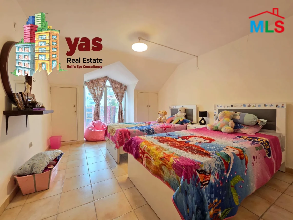 Ballouneh 240m2 | Decorated | Mountain View | Private Street | TO