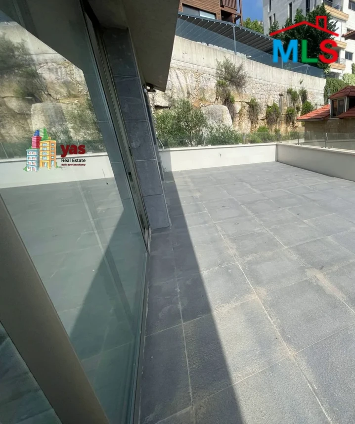 Bikfaya/Chwaya 930m2 | 610m2 Land | 300m2 Garden | Villa | TCH