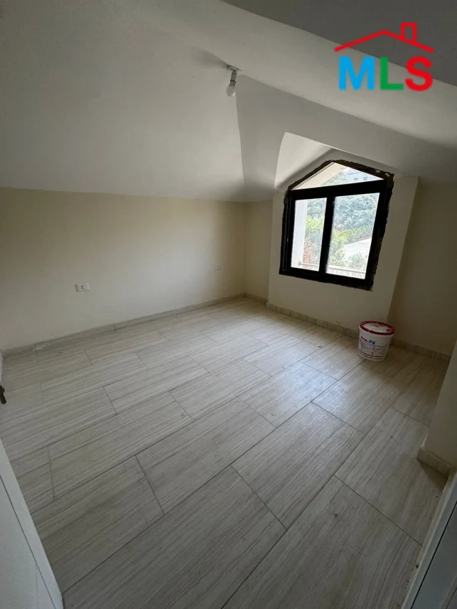 Jamhour 150m2 | 50m2 Terrace | Mini Villa | Prime Location | Catch |OH