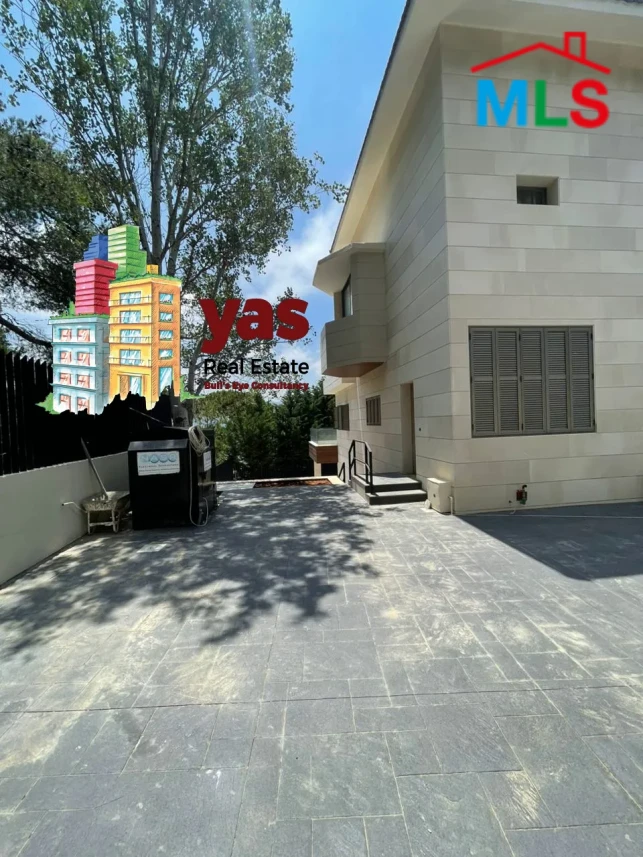 Baabdat 650m2 | 1000m2 Land | Private Pool | Prime Location | TCH