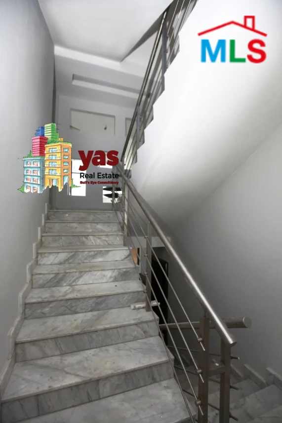 Halat 753m2 | Villa | Well Maintained | Sea View | Prime Location | OH