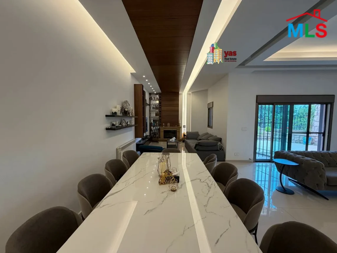 Jeita 205m2 | 120m2 Terrace | Ultra Upgraded | Private Street | Catch