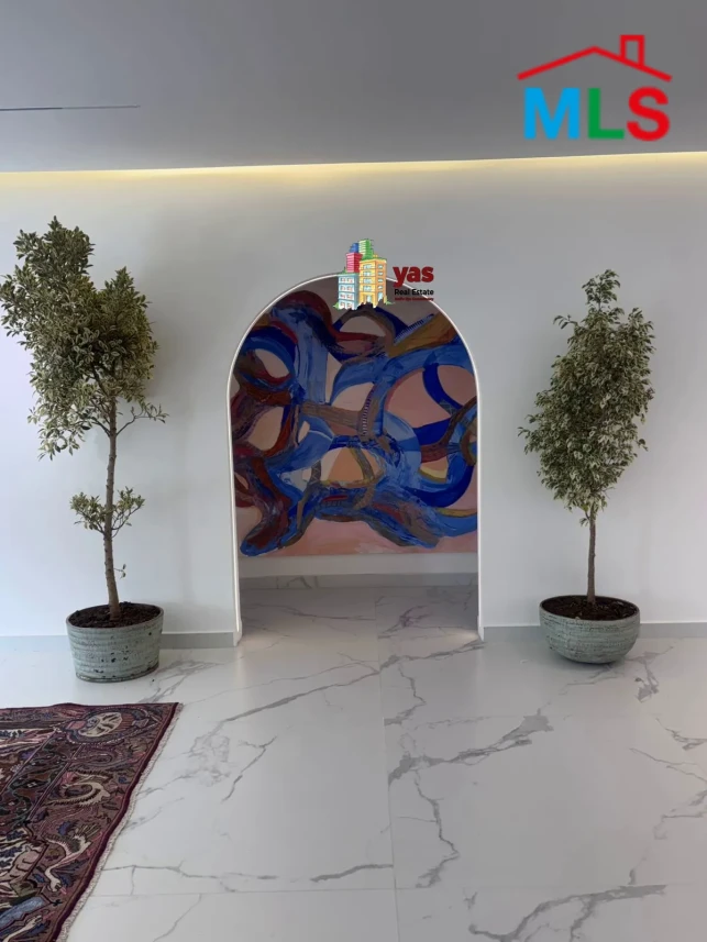 Achrafieh 270m2 | Penthouse | Decorated | Prime Area | TYT |