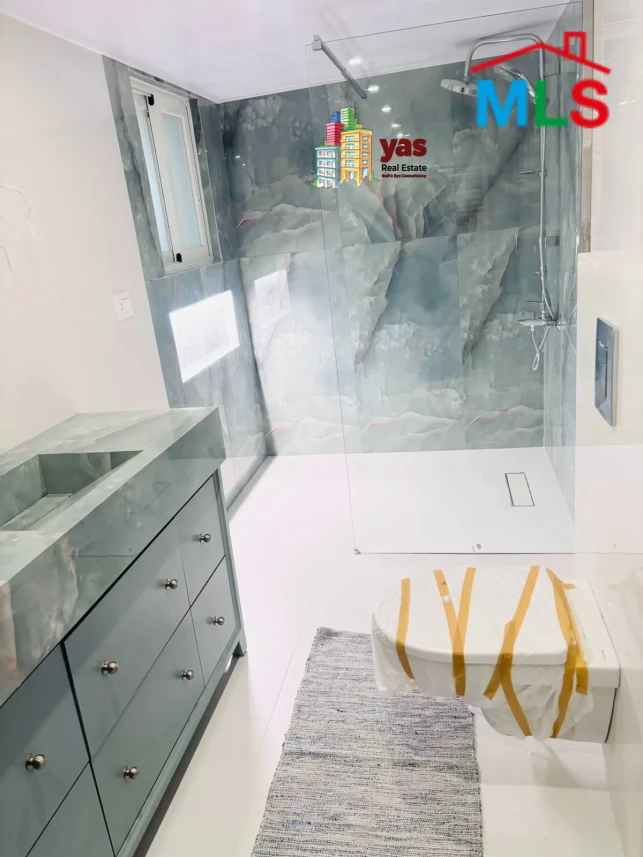 Achrafieh 270m2 | Penthouse | Decorated | Prime Area | TYT |