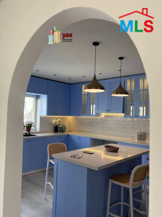 Achrafieh 270m2 | Penthouse | Decorated | Prime Area | TYT |