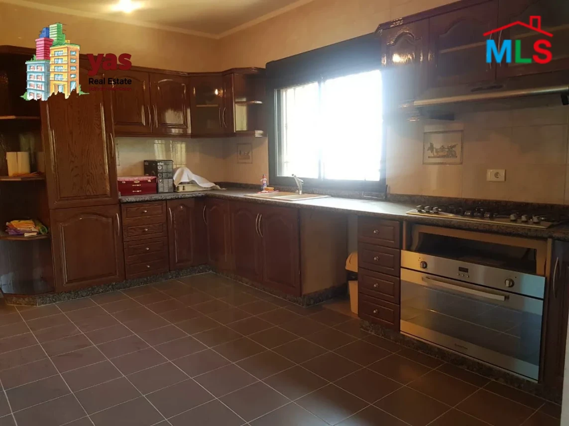 Adma 280m2 | Partial View | Renovated Flat | Calm Area | EH