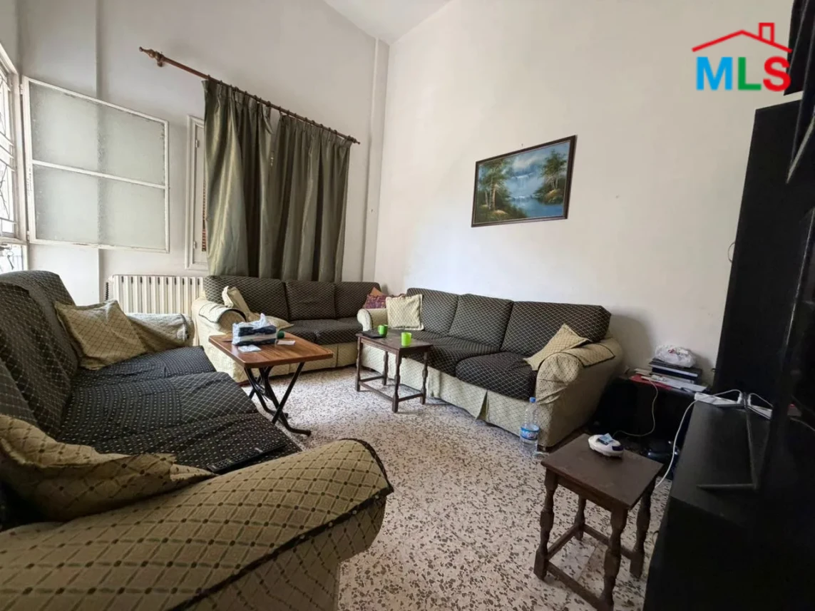 Ballouneh 170m2 | 100m2 Garden | Prime Location | Catch | EL