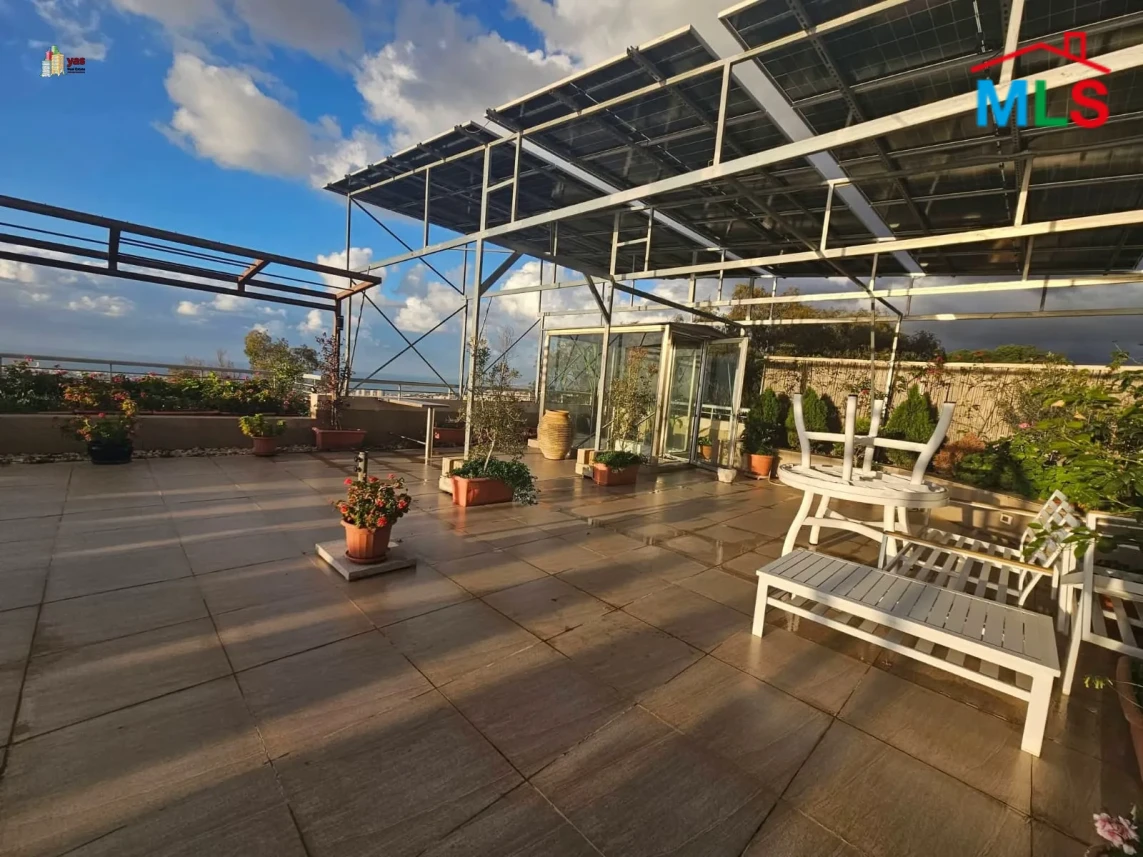 Yarzeh 670m2 | 130m2 Terrace | Furnished | Full Floor | View | OH
