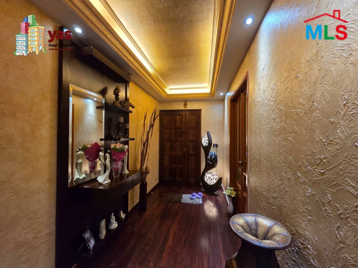 Sheileh 216m2 | 140m2 Terrace | Prime Location | HIgh End | TO