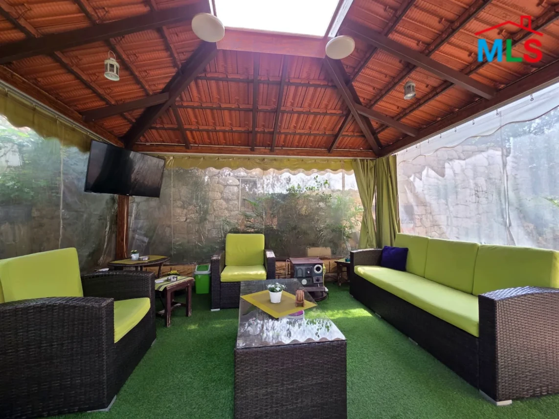 Sheileh 216m2 | 140m2 Terrace | Prime Location | HIgh End | TO