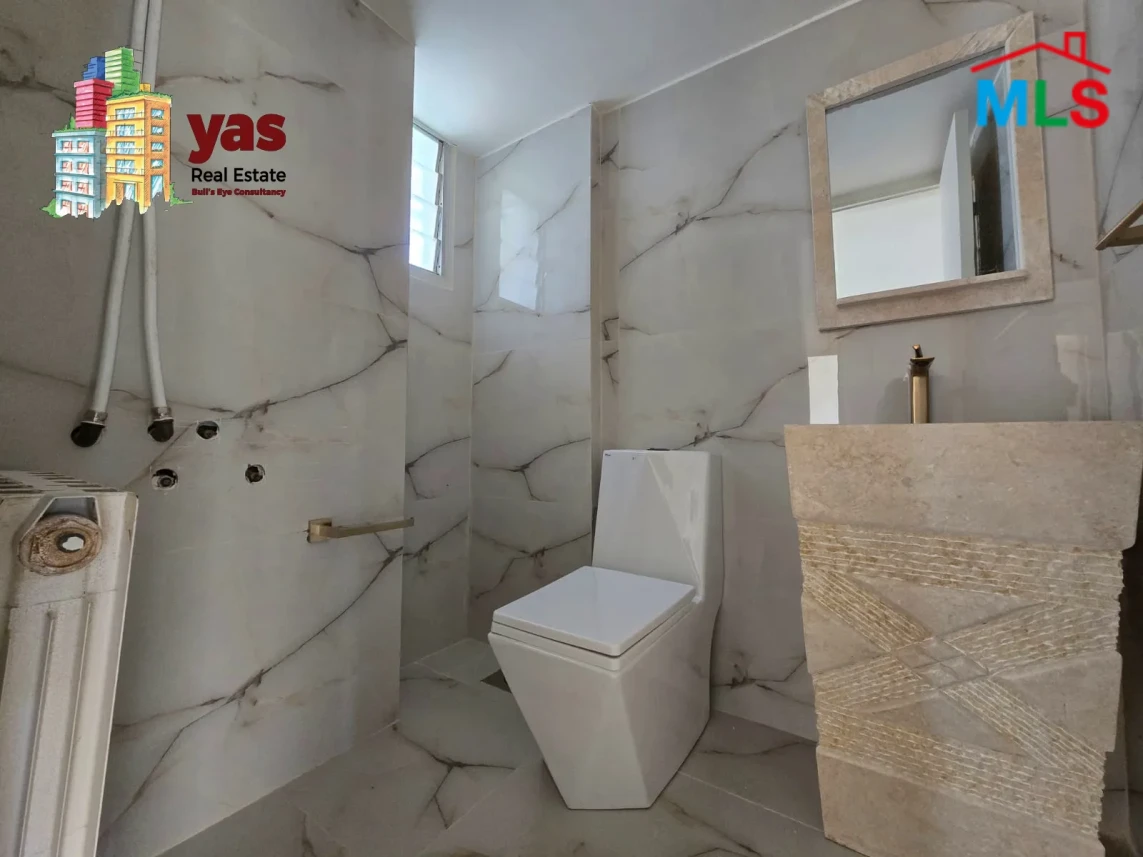 Ajaltoun 130m2 | Prime Location | Quiet Street | Standard | DA