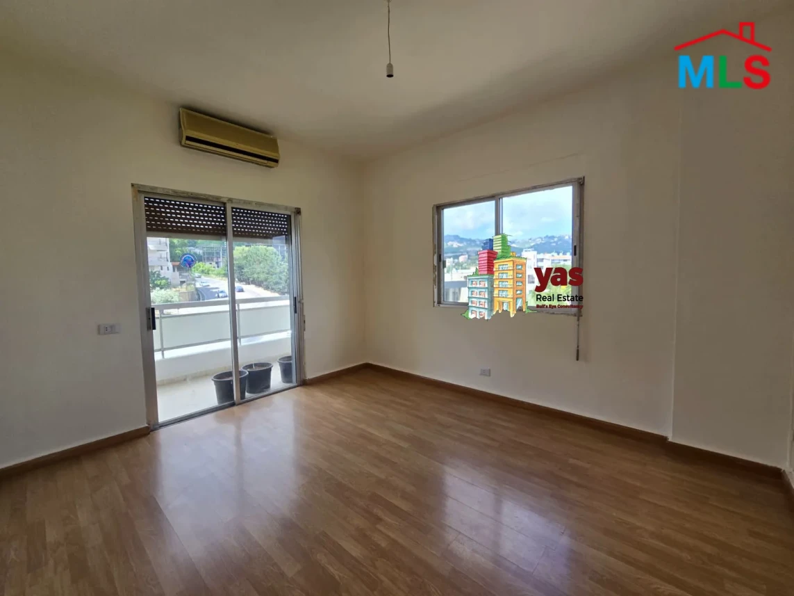 Ajaltoun 130m2 | Prime Location | Quiet Street | Standard | DA
