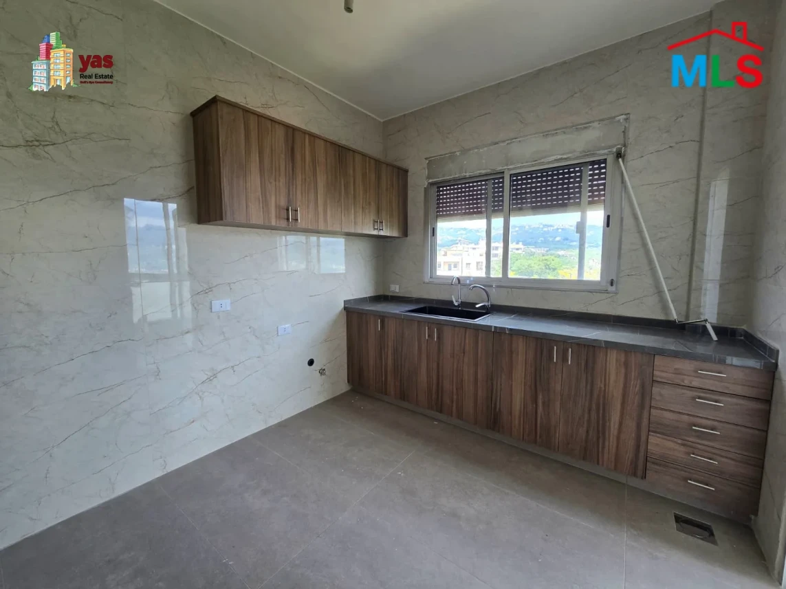 Ajaltoun 130m2 | Prime Location | Quiet Street | Standard | DA
