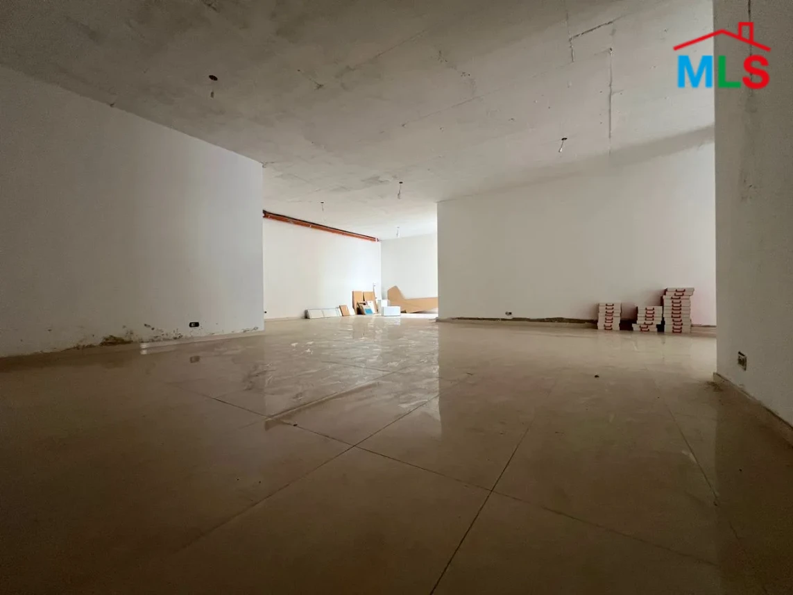 Adonis 150m2 | Brand New Shop | Prime Location | Active Street |EH/RH