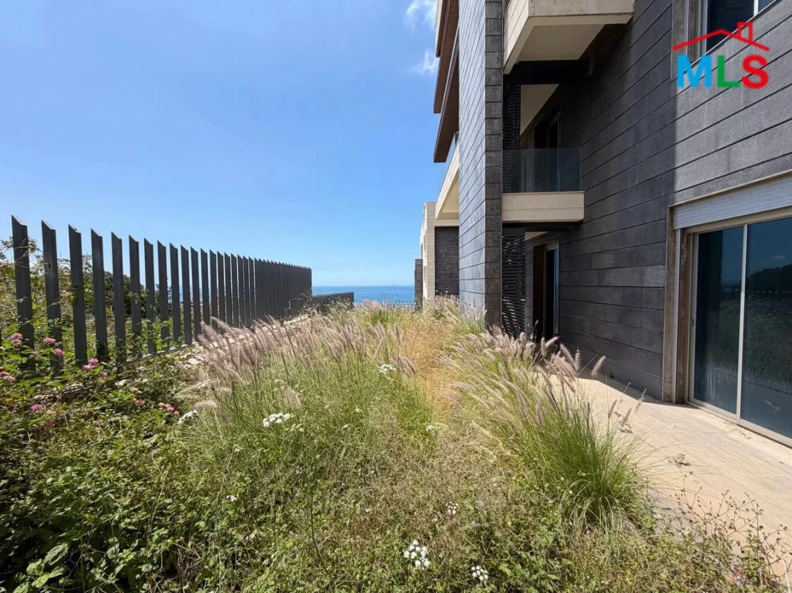 Kfarhbab 260m2 | 200m2 Terrace | Brand New | Sea View | EH