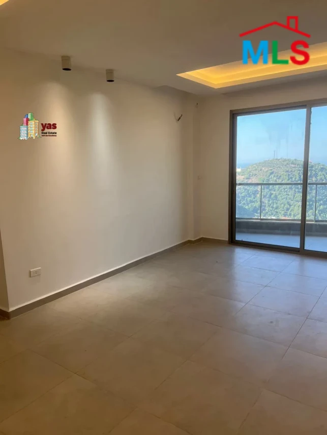 Zikrit 105m2 | Mountain & Sea View | Decorated Flat | Calm Area | PM