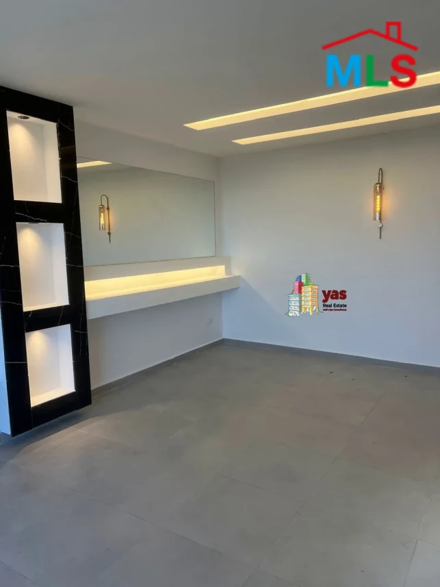 Zikrit 105m2 | Mountain & Sea View | Decorated Flat | Calm Area | PM