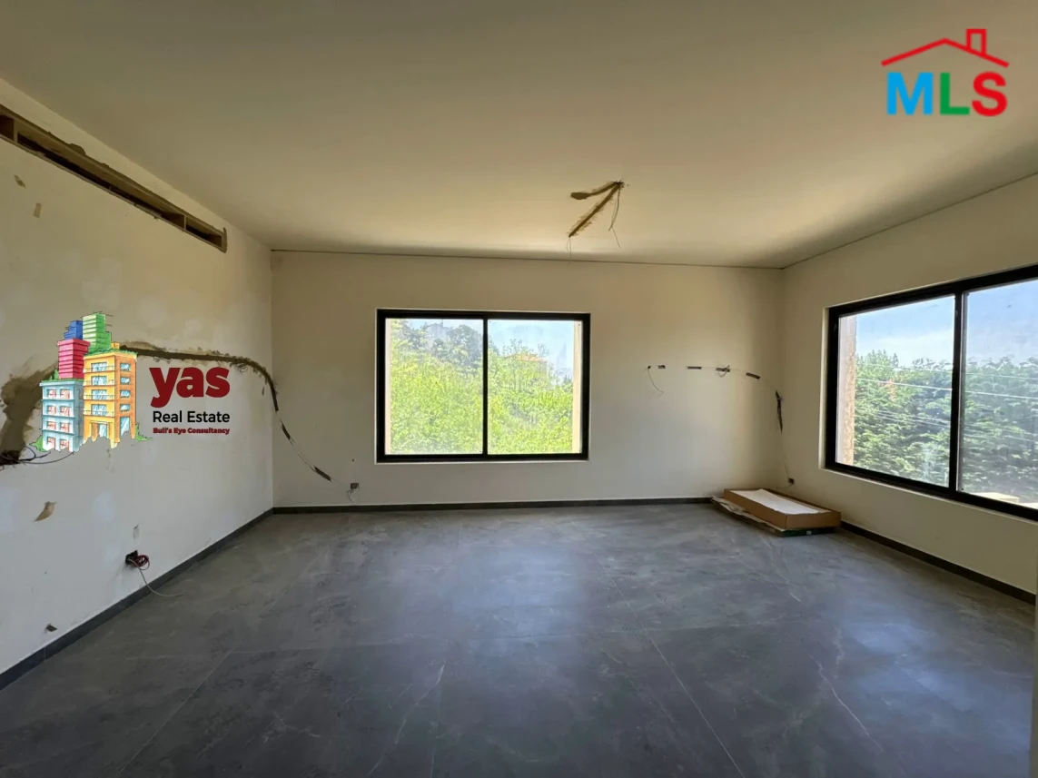 Kleiaat 250m2 | Brand New | Well Mainatined | Open View |