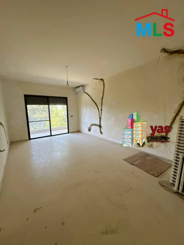 Kleiaat 250m2 | Brand New | Well Mainatined | Open View |