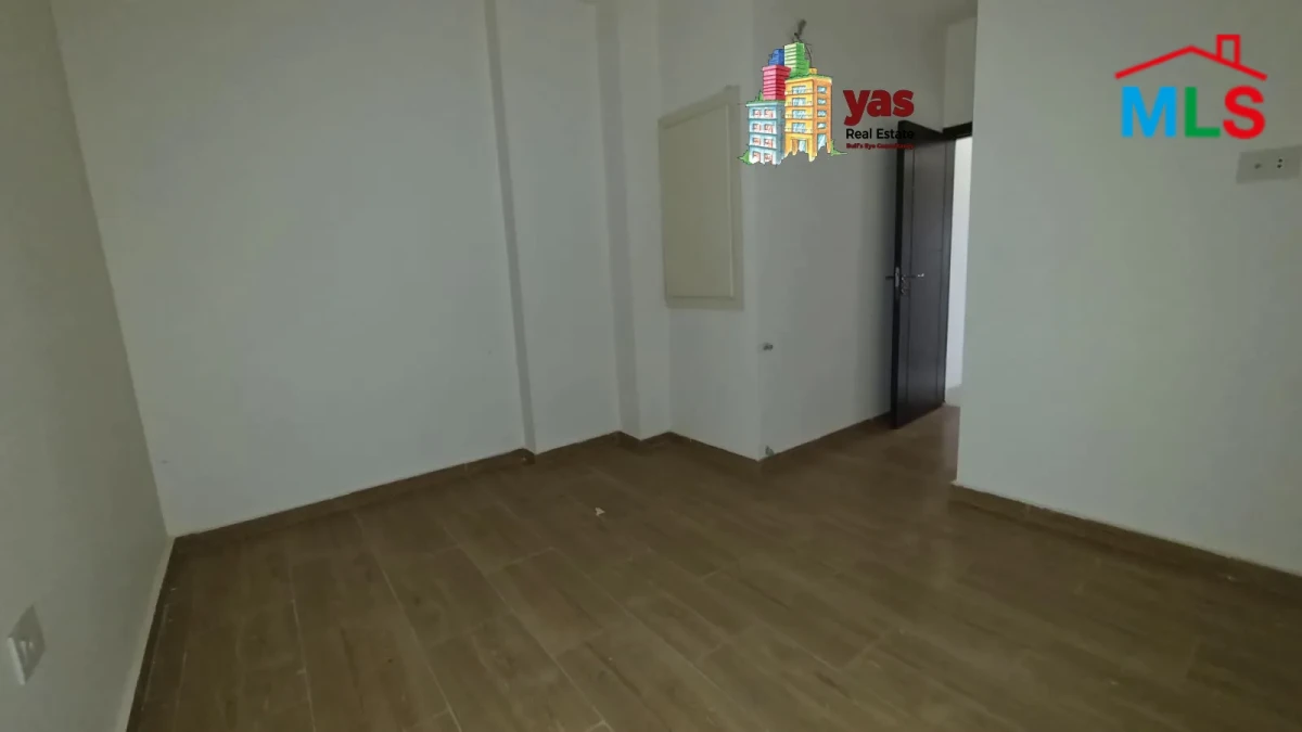 Halat 185m2 | Terrace | Dead-End Street | Sea View | MCH |