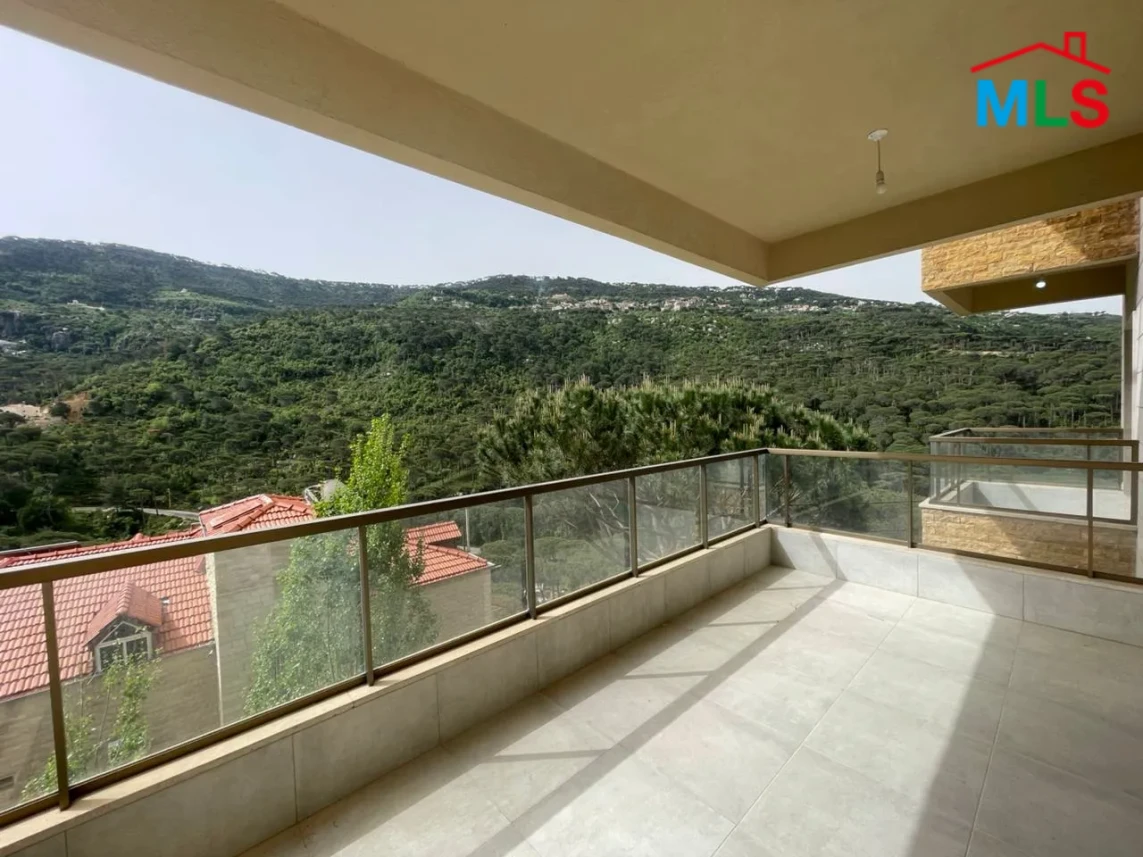 Qennabet Baabdat 170m2 | New | Mountain View | Classic Street | TCH