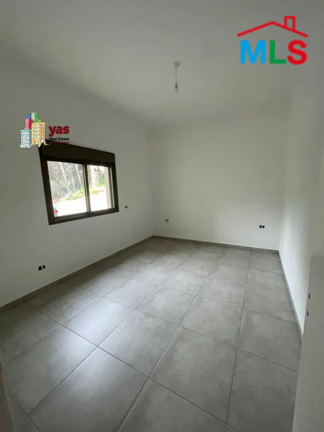 Qennabet Baabdat 170m2 | New | Mountain View | Classic Street | TCH