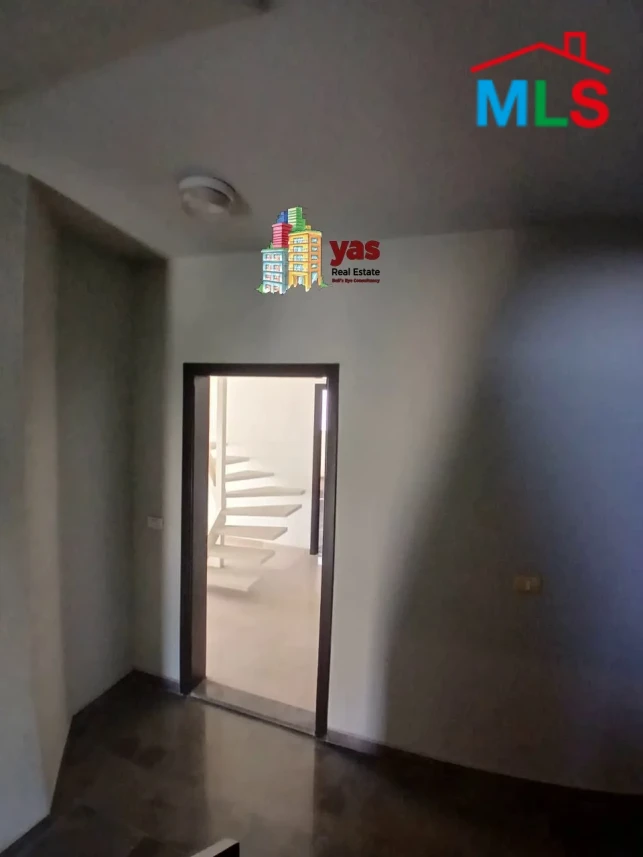 Achrafieh 230m2 | Duplex | Mint Condition | View | OH |