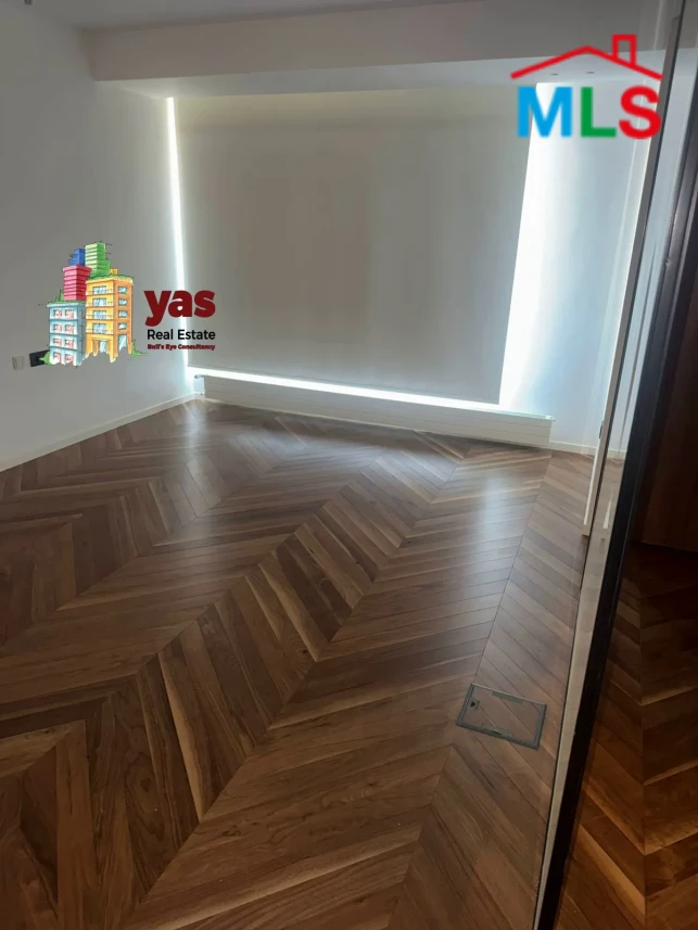 Rawcheh 220m2 | High Floor | Rent | Sea View | Classy Area | OH